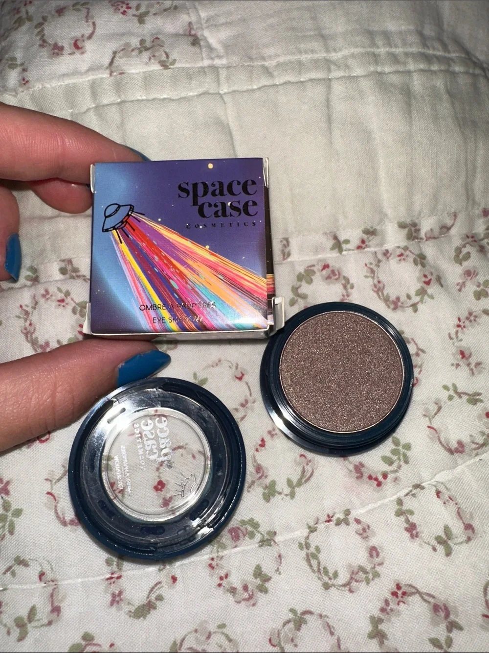 Space Case Cosmetics Shimmery Taupe Single Eyeshadow